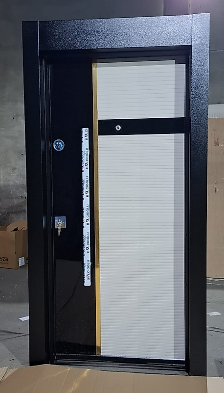 005 Lüks Seri Çelik Kapı