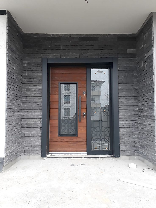 006 Villa Giriş Kapısı